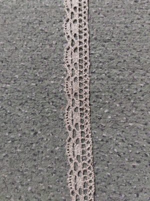 Linen lace