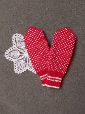 Handknitted mittens