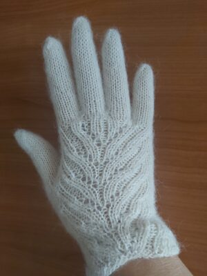 Alpaca gloves