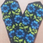 Ethnic patterned mittens