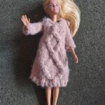 Barbie kootud kleit